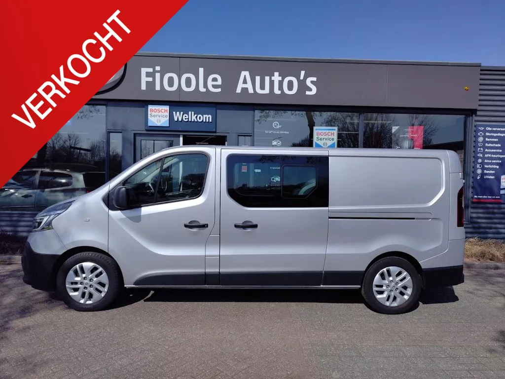 Renault Trafic III 2.0 dCi 145 L2H1 DC Autom. Full LED, Camera, LM 17", dubbele schuifdeur, Navi, stoelverw.